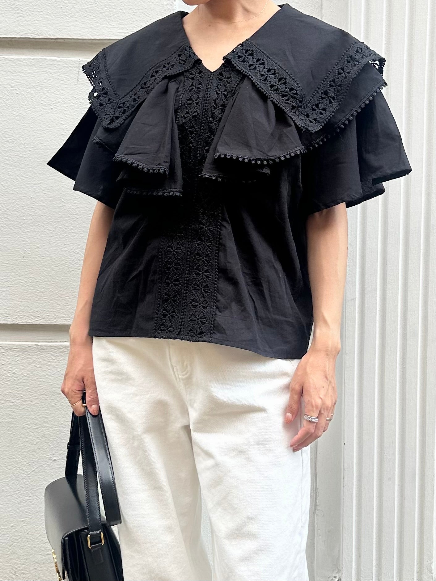 Frilly summer blouse(BLACK)