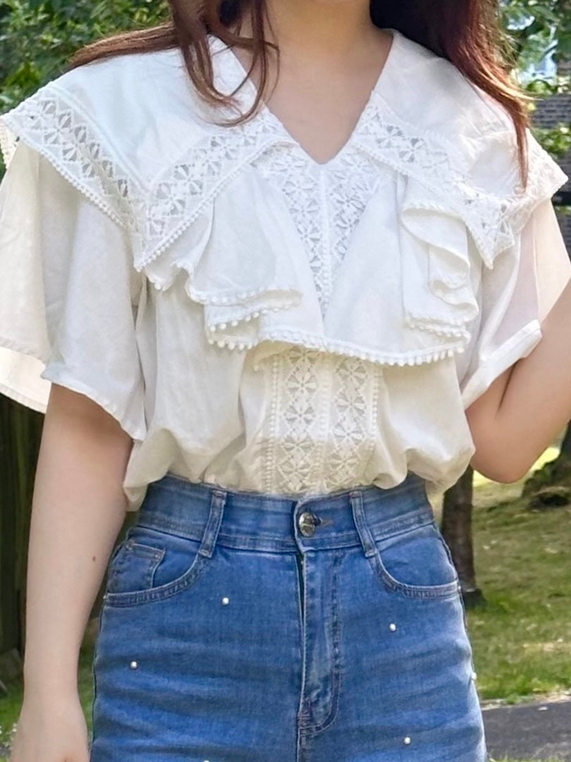 Frilly summer blouse (WHITE)